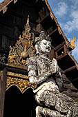 Chiang Mai - The Wat Phan Tao temple, detail of the entrance of the Wihan. 